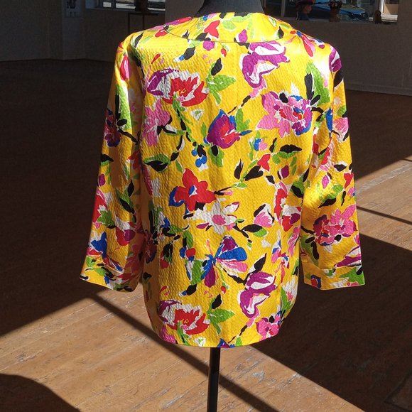 Bright colorful floral design silk jacket - Picture 2 of 9